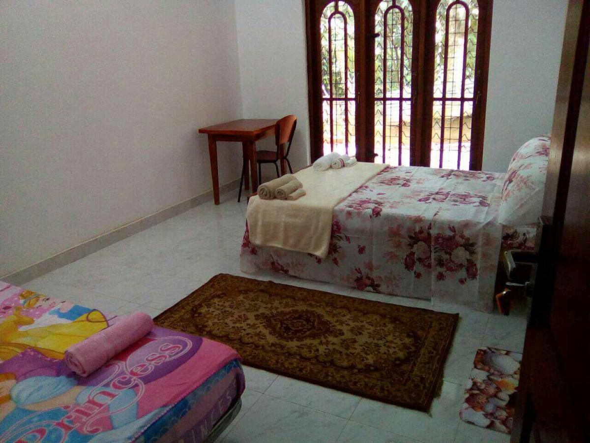 Miracle Villa Канди Экстерьер фото